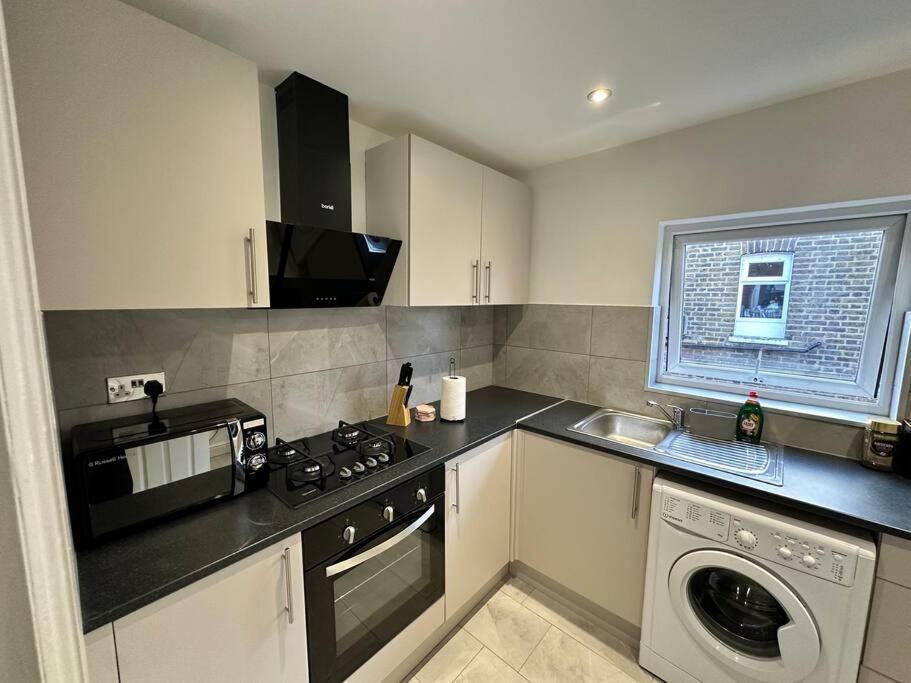 Апартаменты 3 Bed Hackney/Harringay Flat Лондон Экстерьер фото