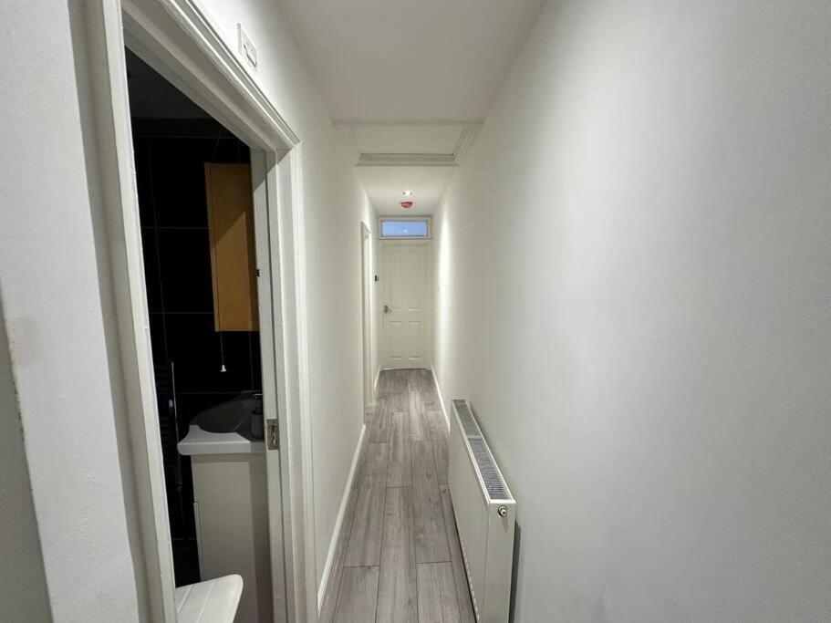 Апартаменты 3 Bed Hackney/Harringay Flat Лондон Экстерьер фото