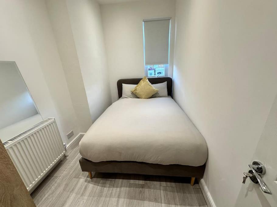 Апартаменты 3 Bed Hackney/Harringay Flat Лондон Экстерьер фото