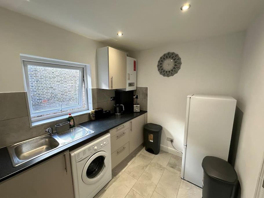 Апартаменты 3 Bed Hackney/Harringay Flat Лондон Экстерьер фото